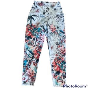 EUC Like new. Evolution and Creation Yoga Pants - Floral Print - S Small High wt